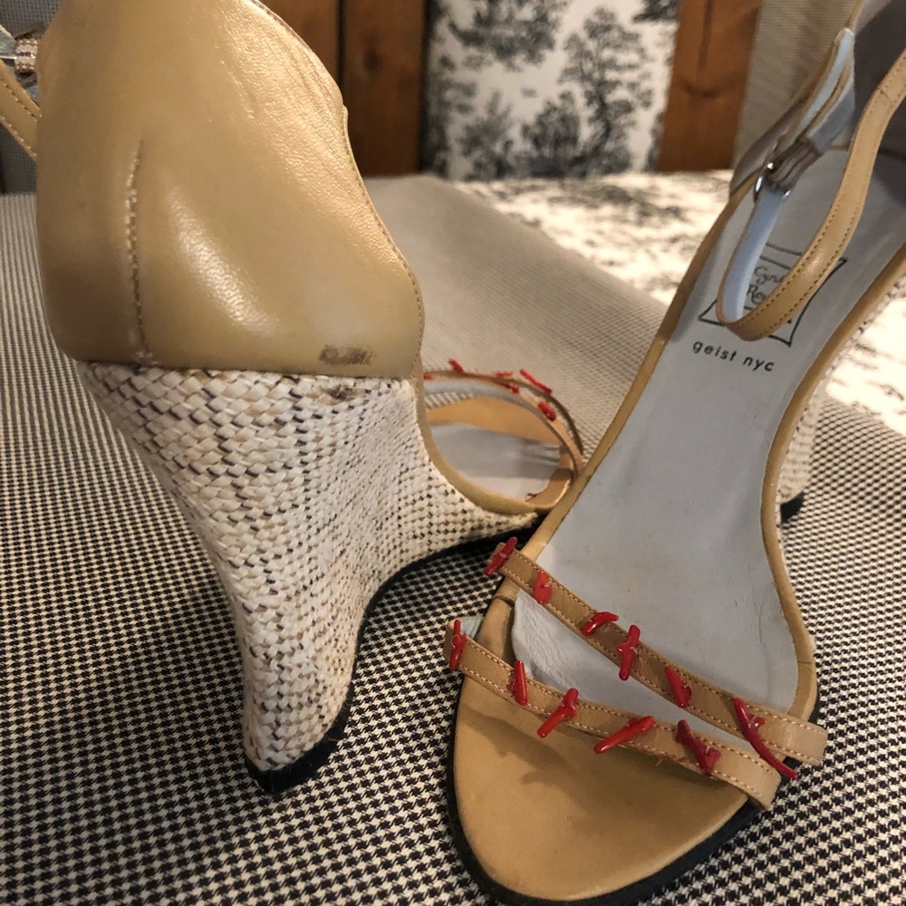 Cynthia Rowley embellished sandal size 7
